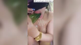 موزه سعوديه بتنيك نفسها بخياره كبيره وفشخت كسها نيك سكس تانجو نار افلام نيك خليجي