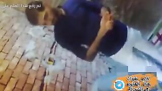 شاب مصري يداعب خطيبته في الشقة وسخن كسها - سكس مصري