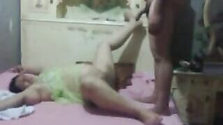 سكس جامد مصرية بفستان الاخضر الشفاف بتتناك من زوجها المنحرف - سكس مصري