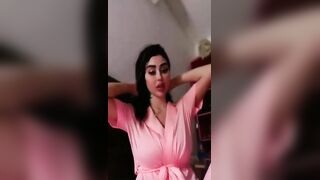سكس جورجينا درويش ماسكه خياره وتنيك بزازها وكسها واحله كلام وسخ يهيج زبك عليها