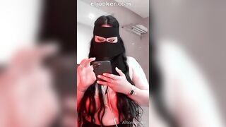 سكس خليجي نار منقبة بسجم ميلف زي القشطة شرموطة اوي بترقص عريانه وتتناك لايف