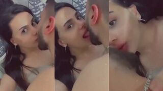 سكس عربي فاجر لبوة مصرية سخنه نار تصور نفسها وهي بتتناك من عشيقها