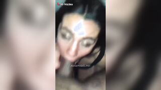 سكس عربي دلع بت شرموطة اوي ماسكه في زب حبيبها بتمص فيه عايزه تاكله اكل قبل ما تتناك