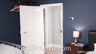 التنافس على الكس الجديد - سكس مترجم