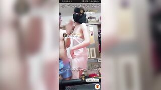 سكس دياثة مصري الروتين الزوجي بعد الحمام  تتشرمط في حضن جوزها الخول