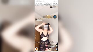 الاخت تتسحاق مع بنت عمها في سكس تانجو مولع