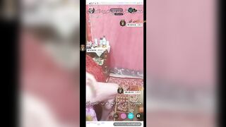 الدلوعة ياسمين تحترف مص الازبار البلطجي يفشخ بوقها