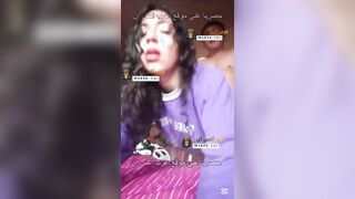 نيك مراهقة مصرية - العنتيل يزنق الطالبة المصرية بعد الجامعة في الشقة و يفشخ كسها