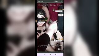 عائلة مصرية تعشق السحاق مع بعض الام تمص بزاز بنتها الكبيرة - سكس شهواني مصري
